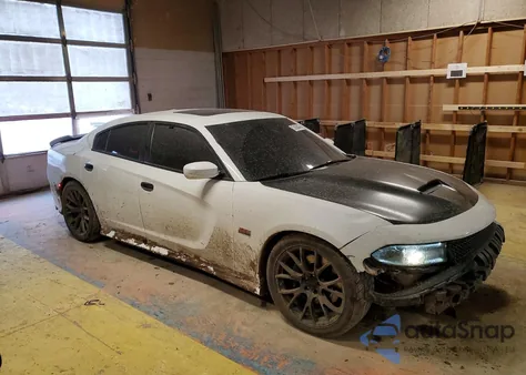 2018 Dodge Charger R/T 392 z USA, uszkodzony, nr VIN 2C3CDXGJXJH157142